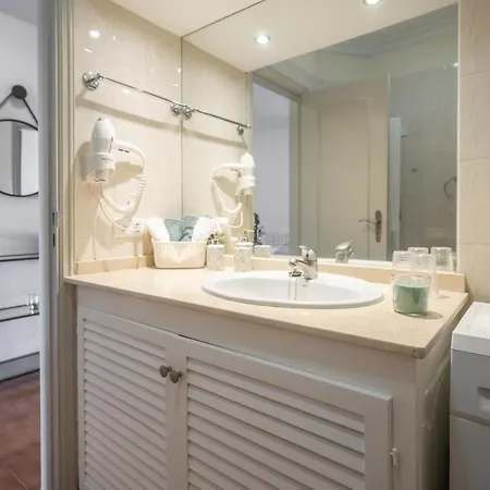 Go2tenerife Apart'magec Terrace, Pool & Golf Apartment *